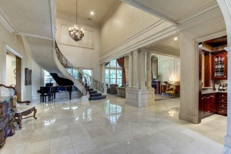 Inside Parker Schnabel's House: A Luxurious Retreat Amidst Alaska's